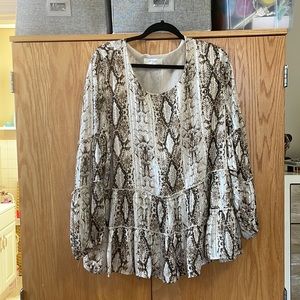 Arula size A snakeskin